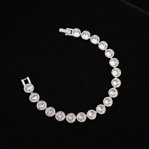 Touchstone Crystal - White Ice Bracelet
